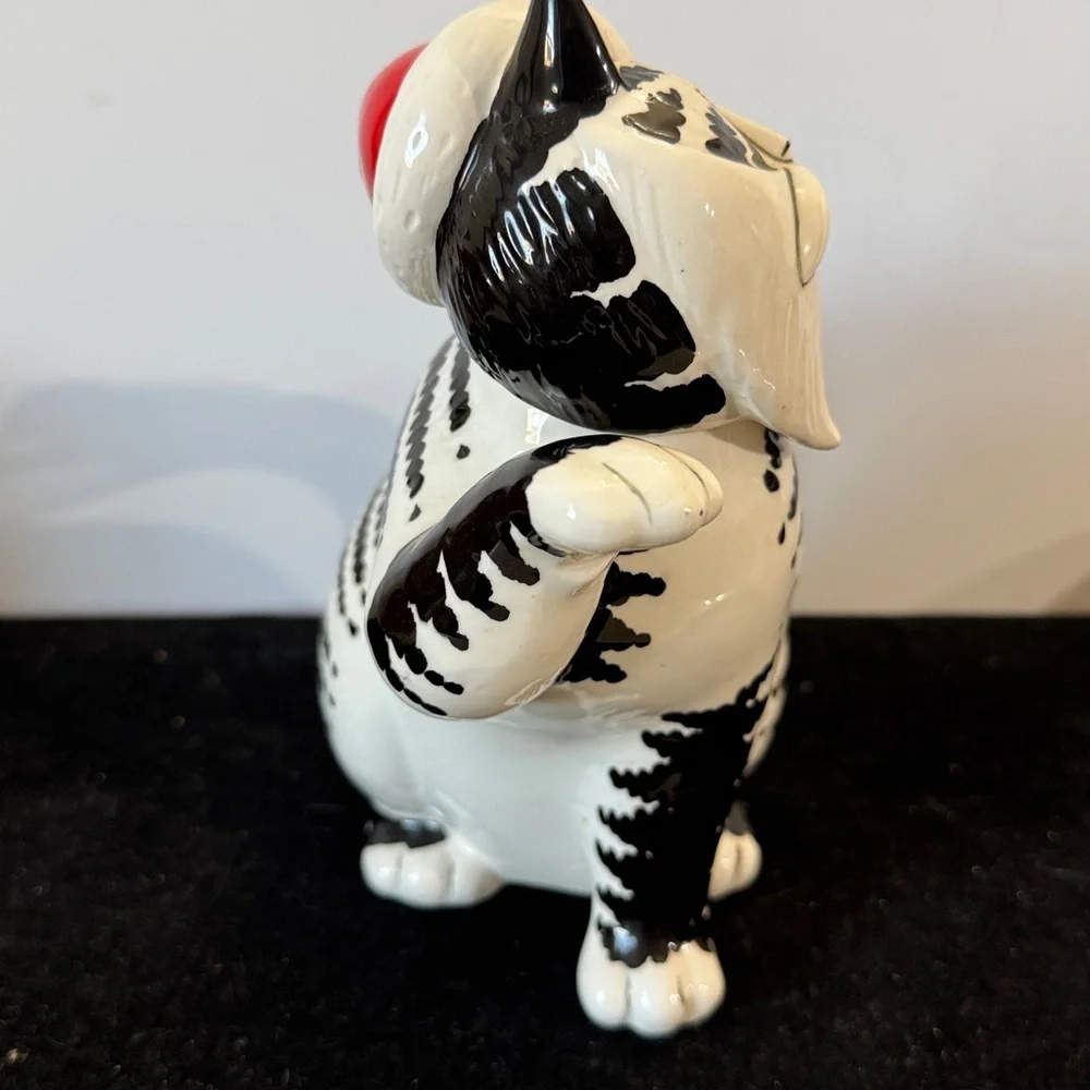 VINTAGE SIGMA TASTESETTERS CHRISTMAS CAT TEA POT SIZE 8“ x 4“ x 8“.